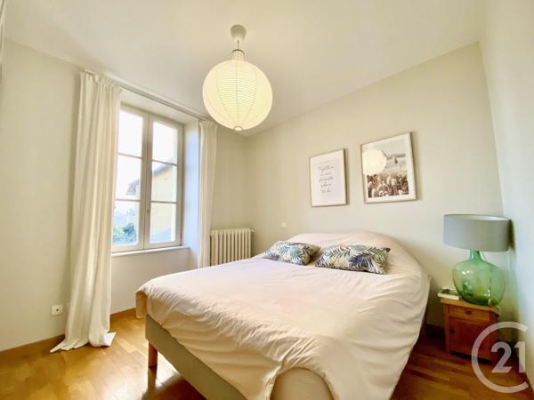 Immeuble à vendre  325,50 m2 LES ABRETS EN DAUPHINE - 38