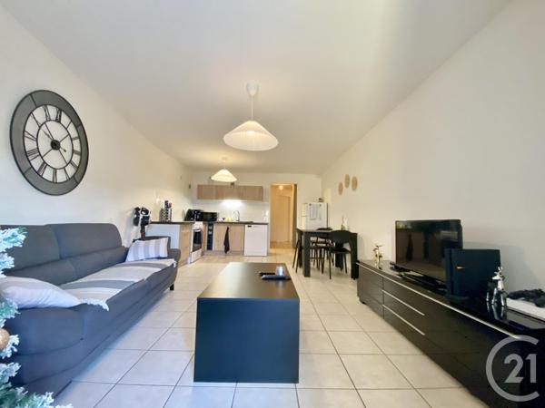 Immeuble à vendre  325,50 m2 LES ABRETS EN DAUPHINE - 38