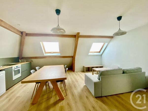 Immeuble à vendre  325,50 m2 LES ABRETS EN DAUPHINE - 38