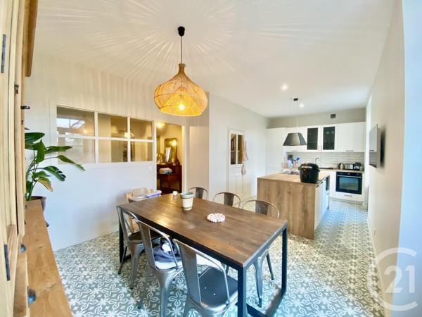 Immeuble à vendre  325,50 m2 LES ABRETS EN DAUPHINE - 38