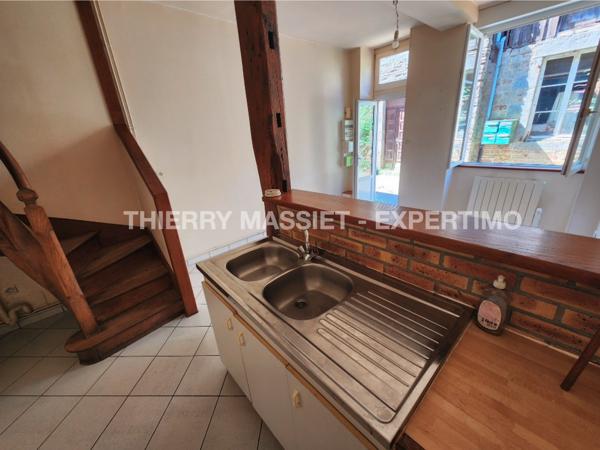 À VENDRE – Ensemble immobilier au cœur historique de Tinchebray-Bocage