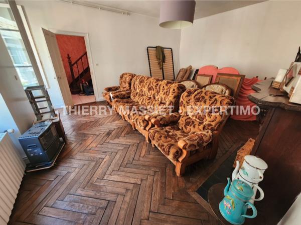 À VENDRE – Ensemble immobilier au cœur historique de Tinchebray-Bocage