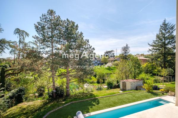 Maison à Charbonnières-les-Bains, 69260 - 5 pièces 137m²