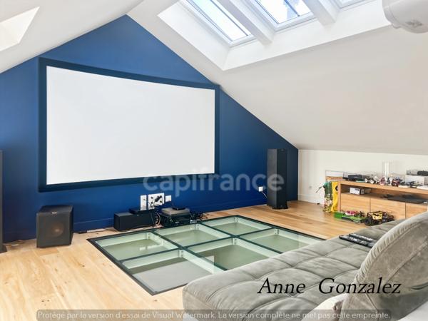 ORLEANS Carré OR, à vendre grande Maison Bourgeoise entièrement rénovée par Architecte d'intérieur avec patio intérieur et jaccuzzi à l'abri des regards