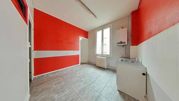 Appartement 1 pièce                                        - 42000 Saint-Étienne Réf : 13326