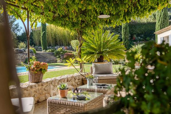 Bastide de charme au calme absolu