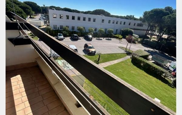 Vente Studio + Parking Commun rénové(e) Port-camargue