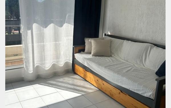 Vente Studio + Parking Commun rénové(e) Port-camargue