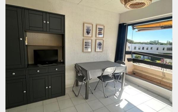 Vente Studio + Parking Commun rénové(e) Port-camargue