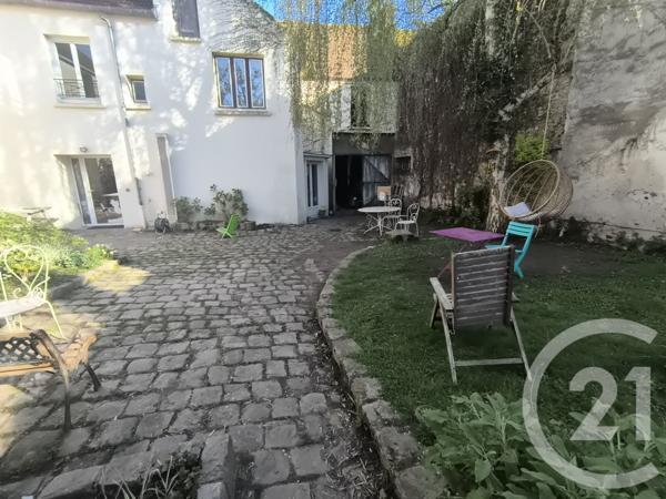 Immeuble à vendre  284,21 m2 MASSY - 91
