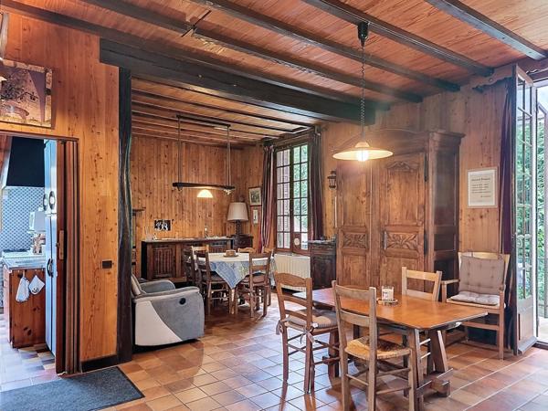 proche gare et toutes commodités à pieds