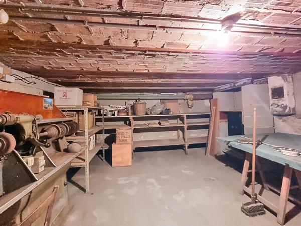 proche gare et toutes commodités à pieds