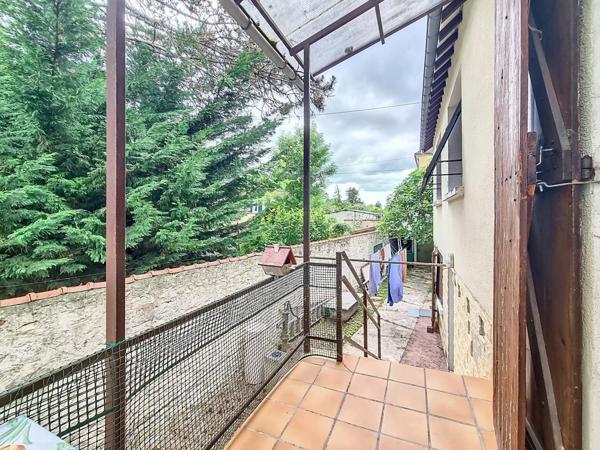 proche gare et toutes commodités à pieds