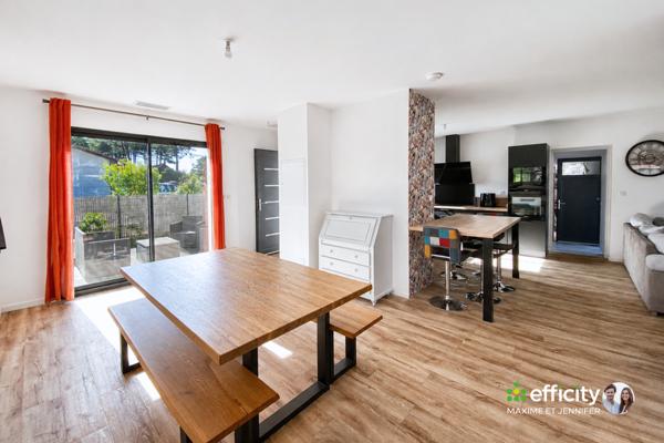 Maison
         6 pièces
        - 133 m² Exclusivité 429 900 € *