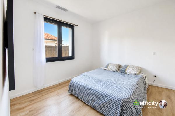 Maison
         6 pièces
        - 133 m² Exclusivité 429 900 € *