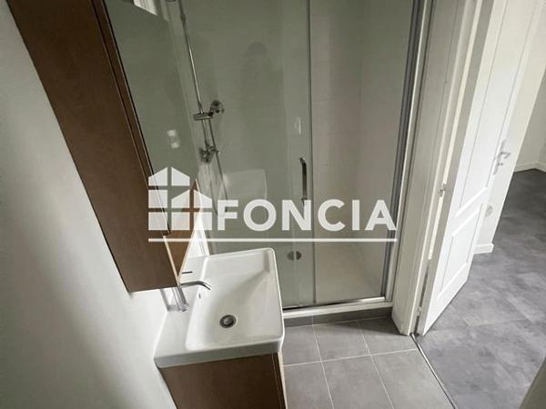 Location Studio 18.83 m² - 38 RUE DIDEROT Issy Les Moulineaux 92130