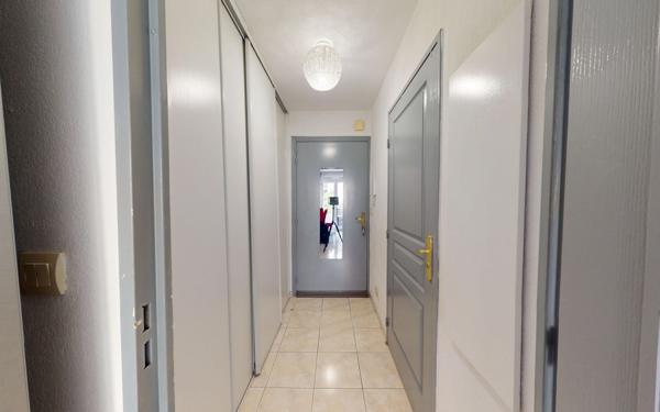 Appartement à vendre    1 pièce • 19,02 m2 Nice