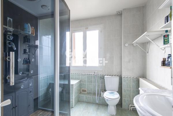 Maison familiale à vendre de 8 pièces de 185 m²