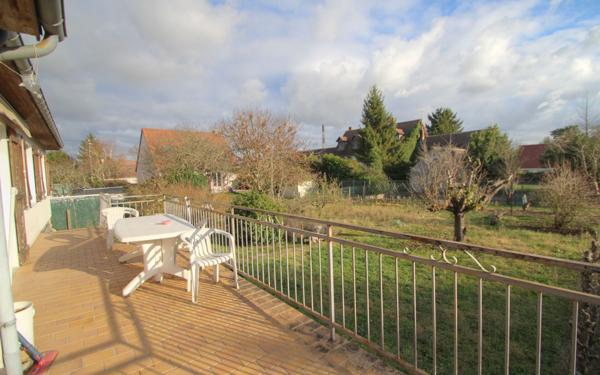 Maison à vendre    6 pièces • 101 m2 La Chapelle-Saint-Mesmin