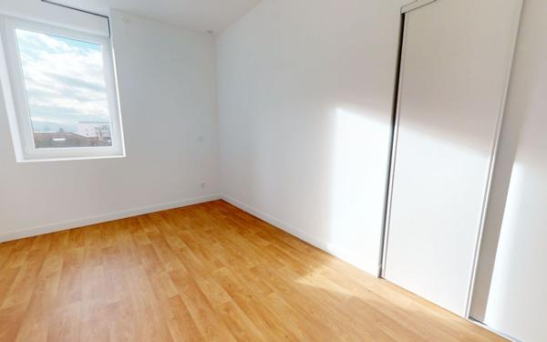 Appartement à louer    3 pièces • 54,38 m2 Jassans-Riottier