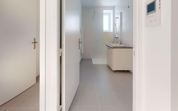 Appartement à louer    3 pièces • 54,38 m2 Jassans-Riottier