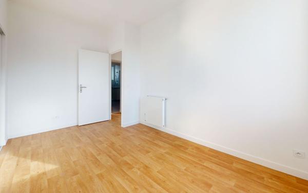 Appartement à louer    3 pièces • 54,38 m2 Jassans-Riottier