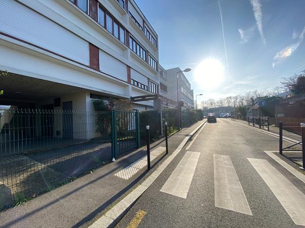 Appartement Evry Courcouronnes 1 pièce(s)