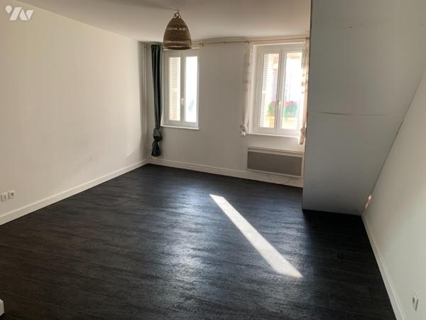 TROUVILLE SUR MER Plein centre Appartement T2 en dupex