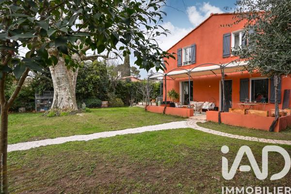 Maison à vendre 6 pièces 228 m² La Bouilladisse