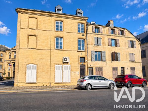 Immeuble à vendre 256 m² Sedan