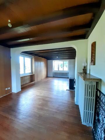 Maison de 198 m² , 9 pièces, terrain de plus de 13 ares