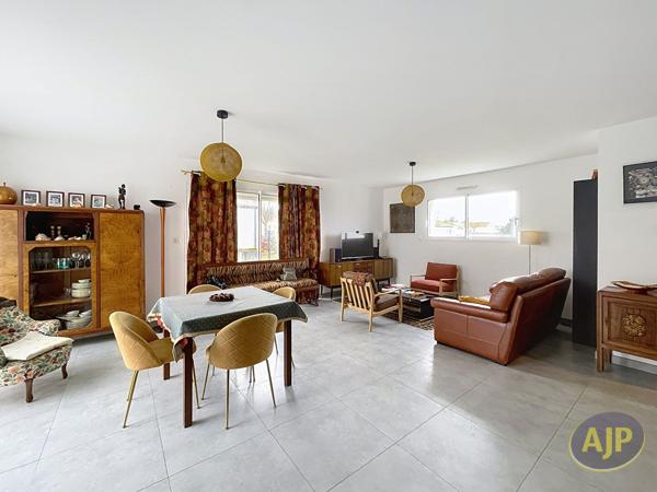 Maison à vendre Challans - 5 pièces, 108m² avec 4 chambre(s) à 337 760€ - AJP Immobilier Challans