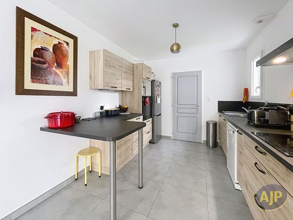 Maison à vendre Challans - 5 pièces, 108m² avec 4 chambre(s) à 337 760€ - AJP Immobilier Challans