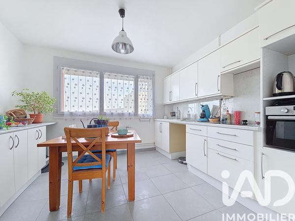 Appartement à vendre 4 pièces 79 m² Perrigny