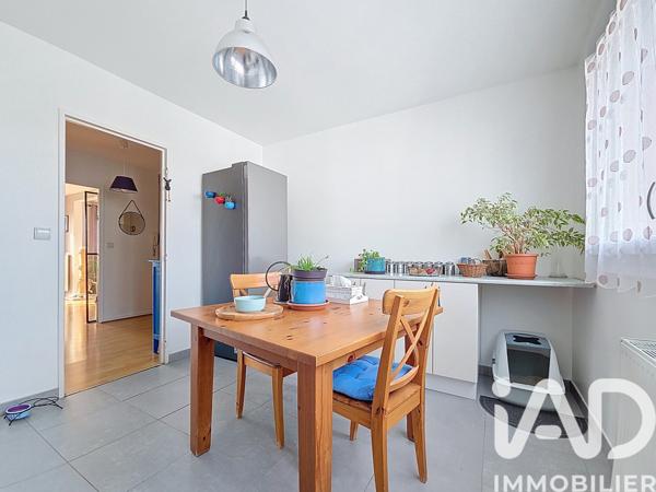 Appartement à vendre 4 pièces 79 m² Perrigny