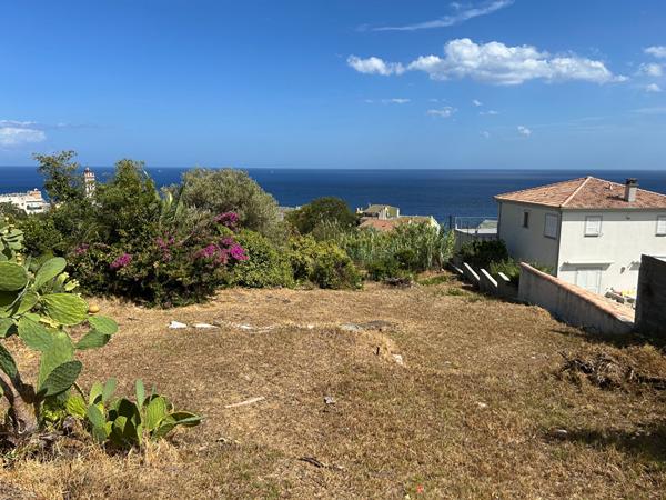 A vendre - Terrain constructible - Bastia