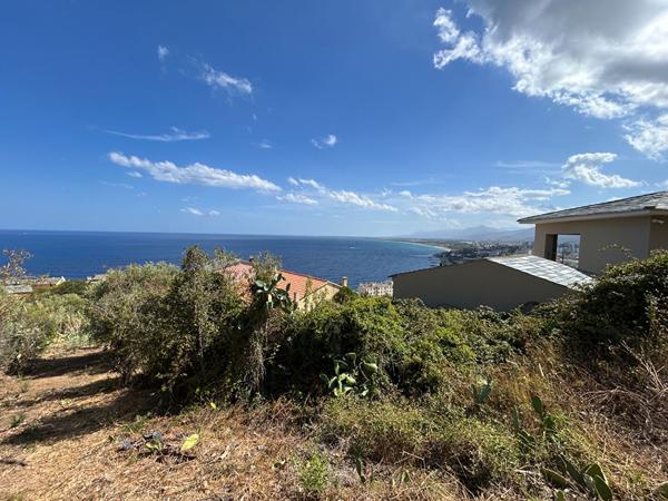 A vendre - Terrain constructible - Bastia