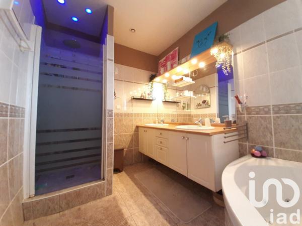 Maison 7 pièces de 131 m² à Saint-Jory (31790)