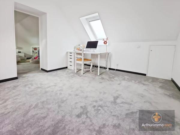 Vente                                                      Maison
                        
                     8 pièces                      178 m2                     à Bondoufle