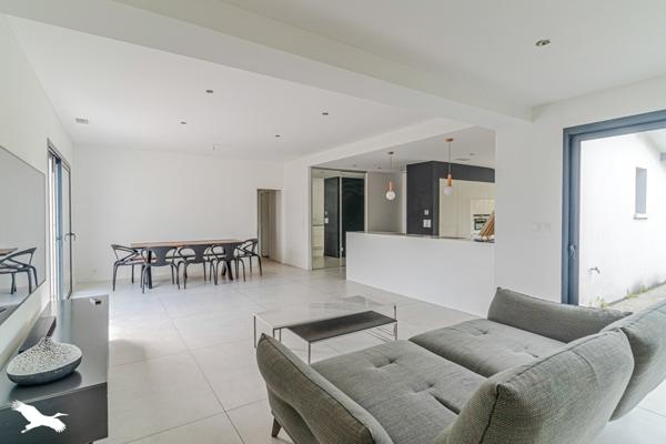 Maison à vendre 488 800 € Villenave-d'Ornon 5 p 156 m² DPE B