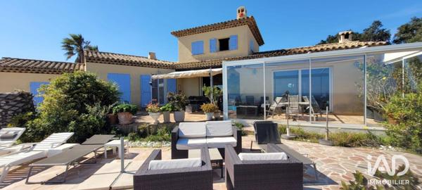 Maison à vendre 4 pièces 160 m² Sainte-Maxime