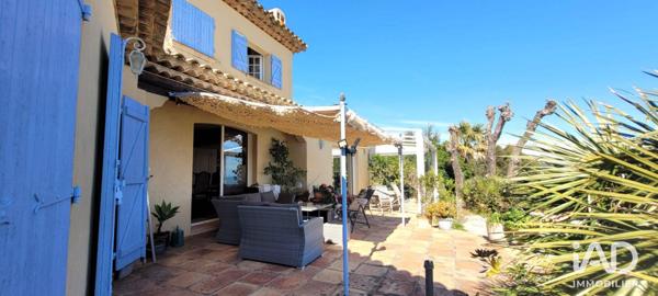 Maison à vendre 4 pièces 160 m² Sainte-Maxime