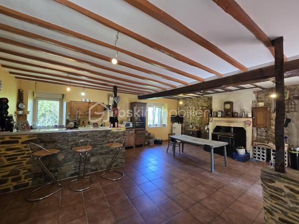 Maison en pierre de 163 m²