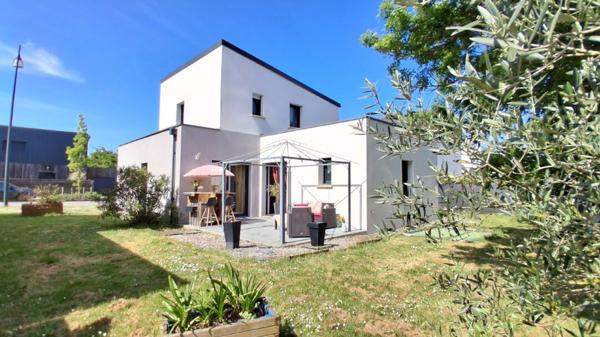 Maison Couëron , 4 chambres,