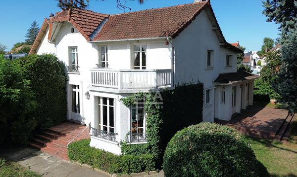 Maison Villiers Sur Marne 11 pièces 242 m2