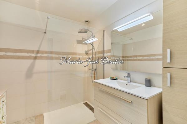 Maison à VIMOUTIERS, 61120 - 7 pièces 215m²