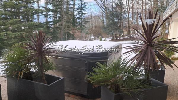 Maison à VIMOUTIERS, 61120 - 7 pièces 215m²