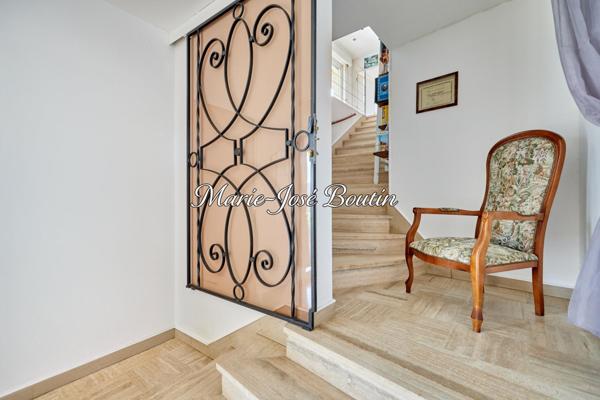 Maison à VIMOUTIERS, 61120 - 7 pièces 215m²