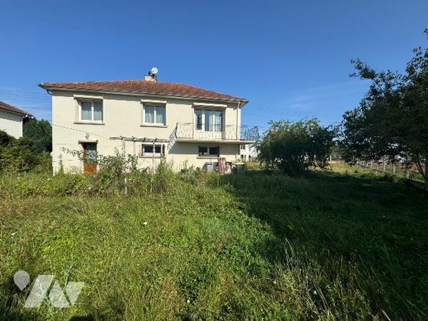 Pavillon sur sous-sol à proximité du centre-ville.