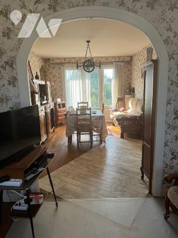 Pavillon sur sous-sol à proximité du centre-ville.